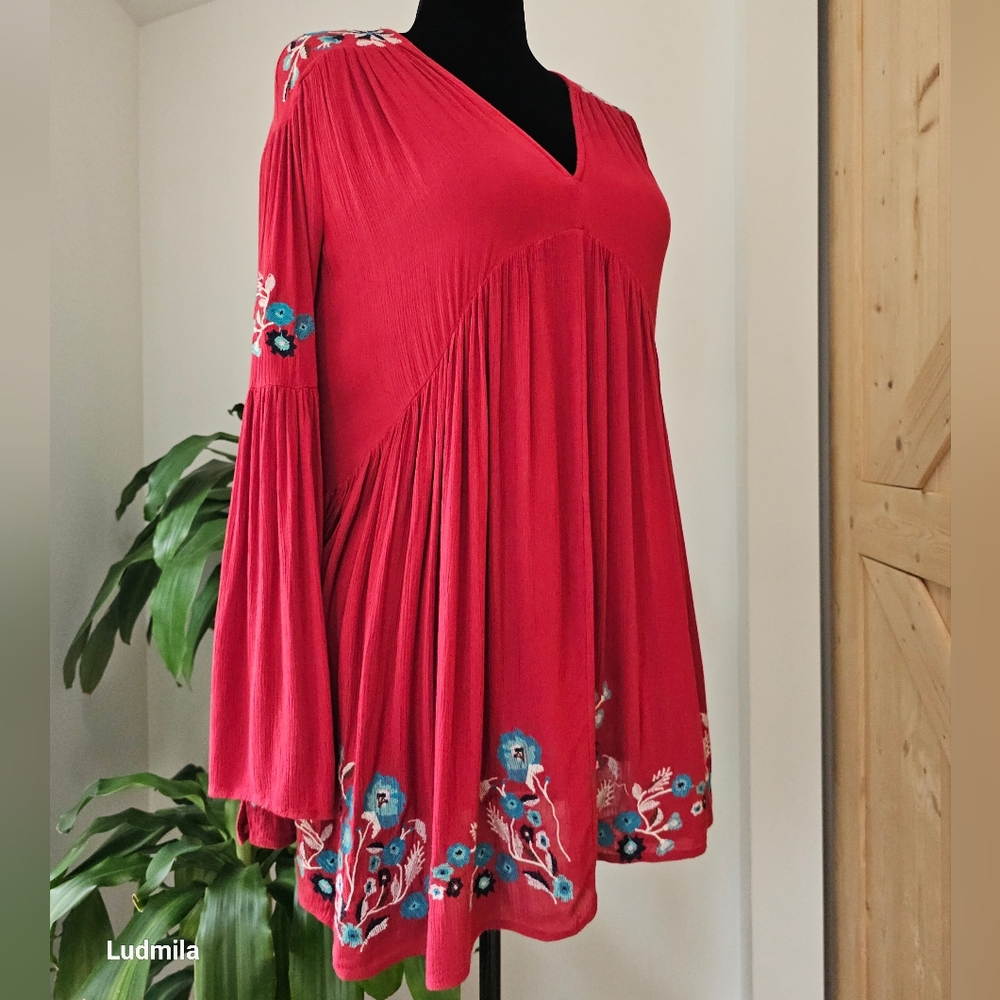 FREE PEOPLE Women's Size XS Red Combo Embroidered Long-Sleeve Blouse‎ - Picture 6 of 10